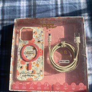Happy Gear Charger & Iphone 15 Pro Max Case